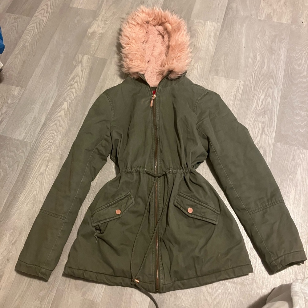 Guess Olive‎ Green Parka with Pink Faux Fur Hood